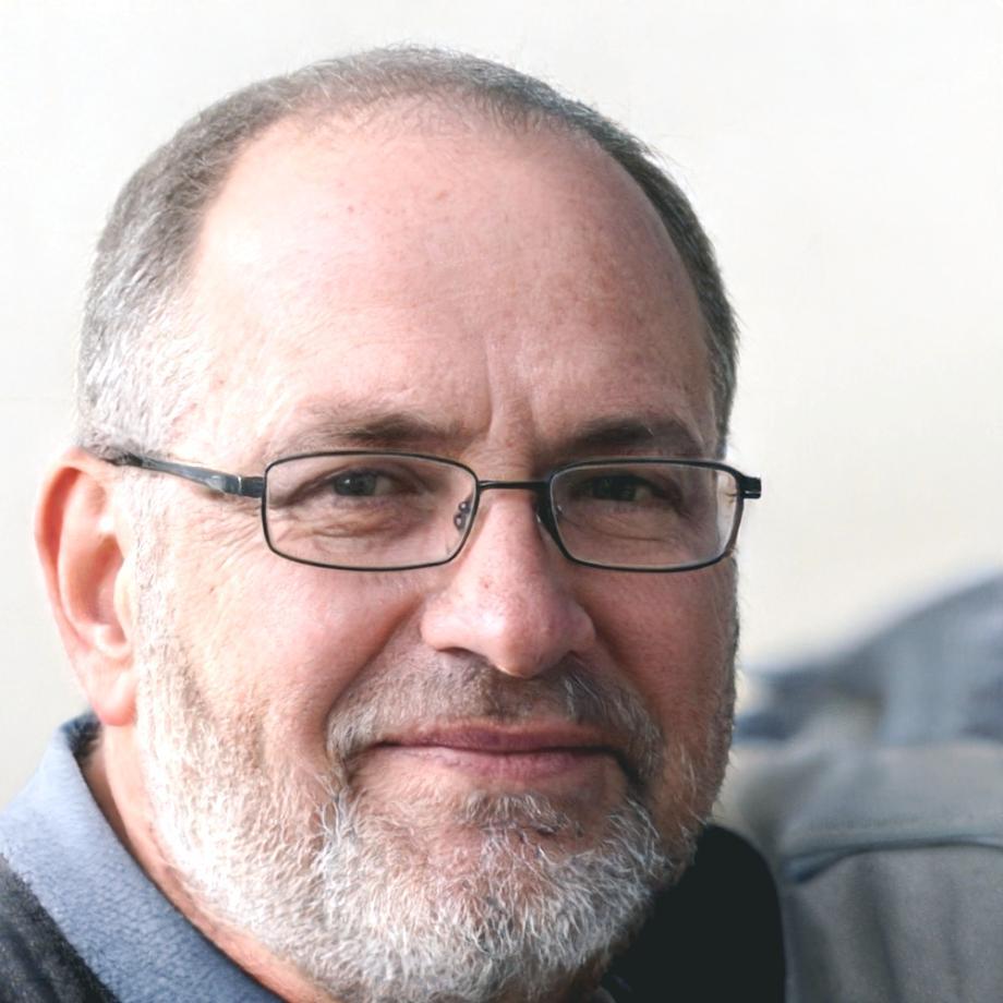 Tomáš R.